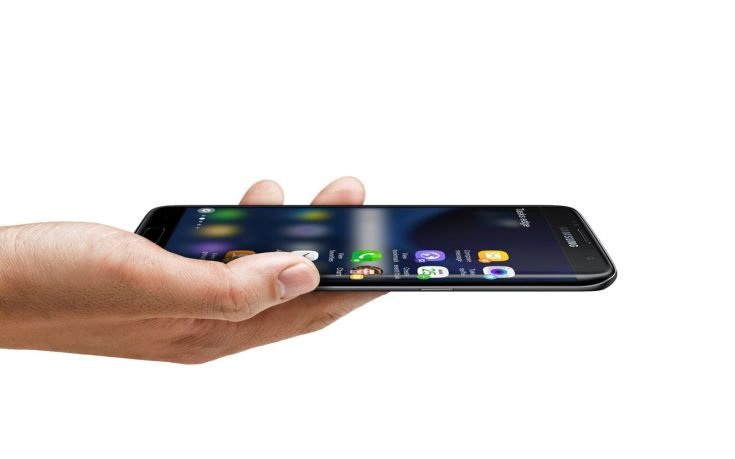 Τα νέα  εντυπωσιακά Galaxy S7 και S7 Edge από την Samsung [εικόνες] | iefimerida.gr 1