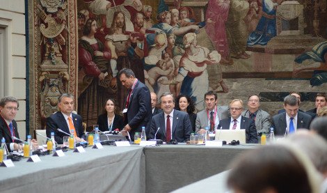 Σαμαράς: Σε εφαρμογή από τον Ιανουάριο δύο προγράμματα για την ανεργία των νέων [εικόνες] | iefimerida.gr 2