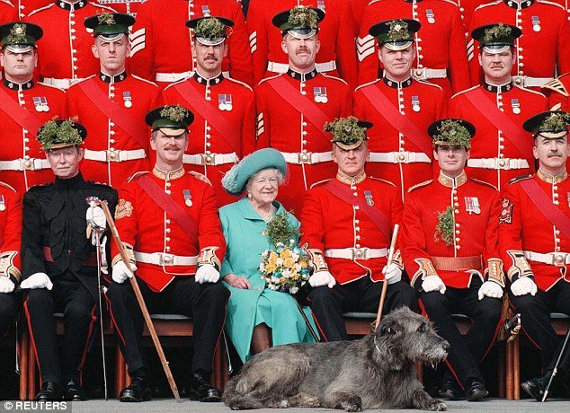 Σάλος στη Βρετανία: Η Κέιτ Μίντλετον έσπασε παράδοση 115 χρόνων [εικόνες] | iefimerida.gr 8