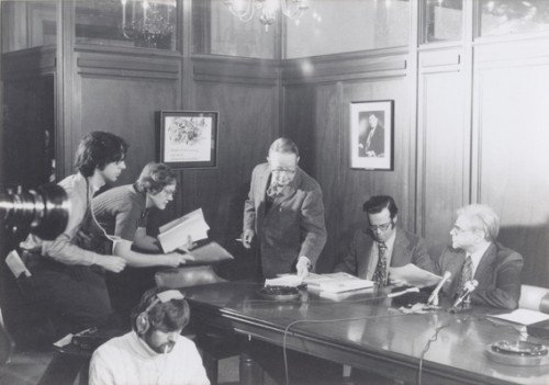 Σαν Σήμερα – Πεθαίνει ο Γουόλτ Ντίσνεϊ [εικόνες] | iefimerida.gr 6