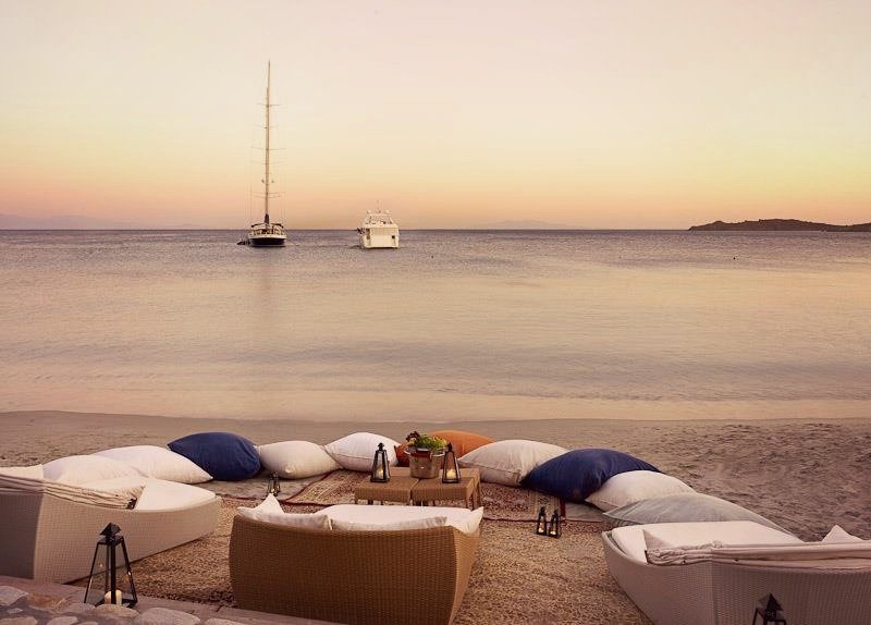 Οι πιο μοδάτες παραλίες του κόσμου – Μέσα και μία ελληνική [εικόνες] | iefimerida.gr 0