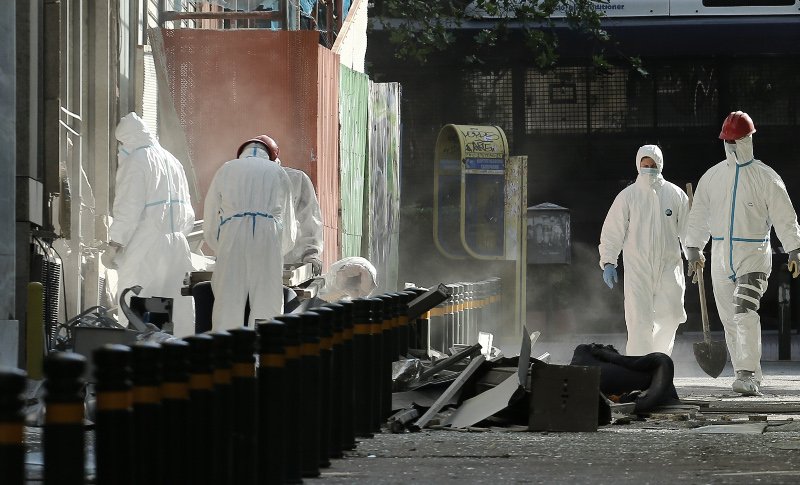 Ποιους βλέπει η Αντιτρομοκρατική πίσω από τη βόμβα στο κέντρο της Αθήνας | iefimerida.gr 0