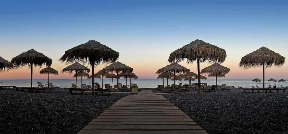 Η Σαντορίνη είναι πιο ωραία από το Μπαλί και τη Χαβάη -Τι ψήφισαν αναγνώστες αμερικανικού περιοδικού [εικόνες] | iefimerida.gr 4