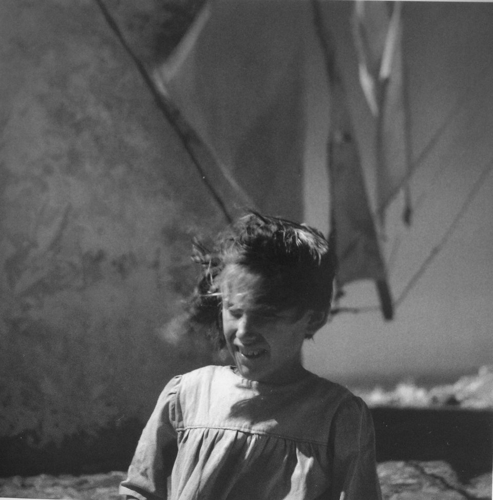 Oμορφη και παράξενη πατρίδα: Ασπρόμαυρες φωτογραφίες -ύμνοι στο ελληνικό καλοκαίρι από το Μουσείο Μπενάκη [εικόνες] | iefimerida.gr 1