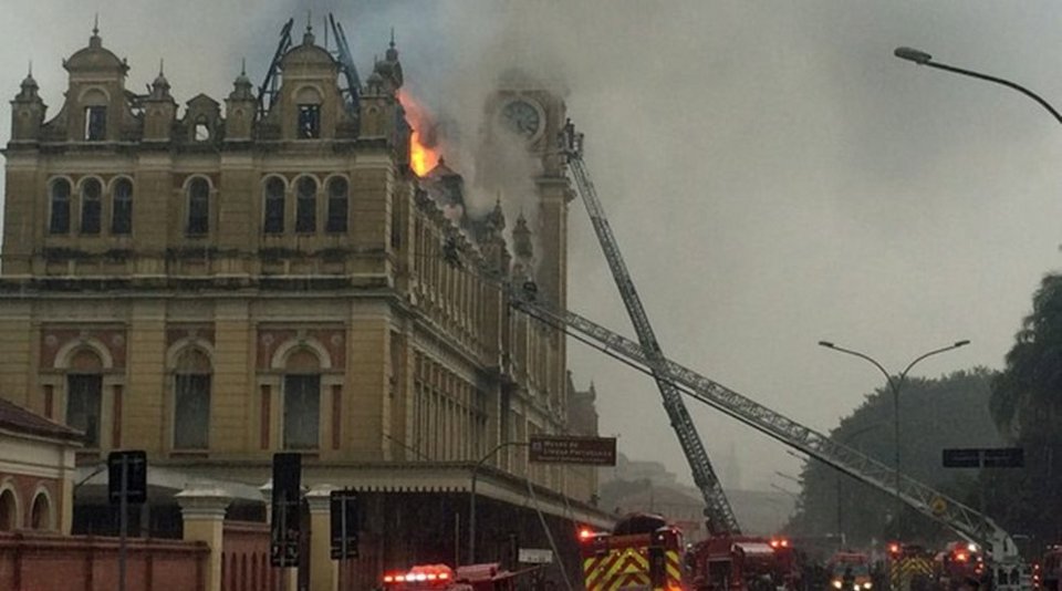 Σάο Πάολο: Μεγάλη φωτιά σε μουσείο δίπλα σε σταθμό του μετρό – Ενας νεκρός [βίντεο] | iefimerida.gr 2