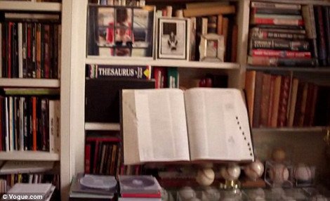 Η Σάρα Τζέσικα Πάρκερ ζει σε ένα «ζεστό» και καθόλου δήθεν διαμέρισμα -Στα άδυτα του χρωματιστού σπιτιού της [εικόνες] | iefimerida.gr 5