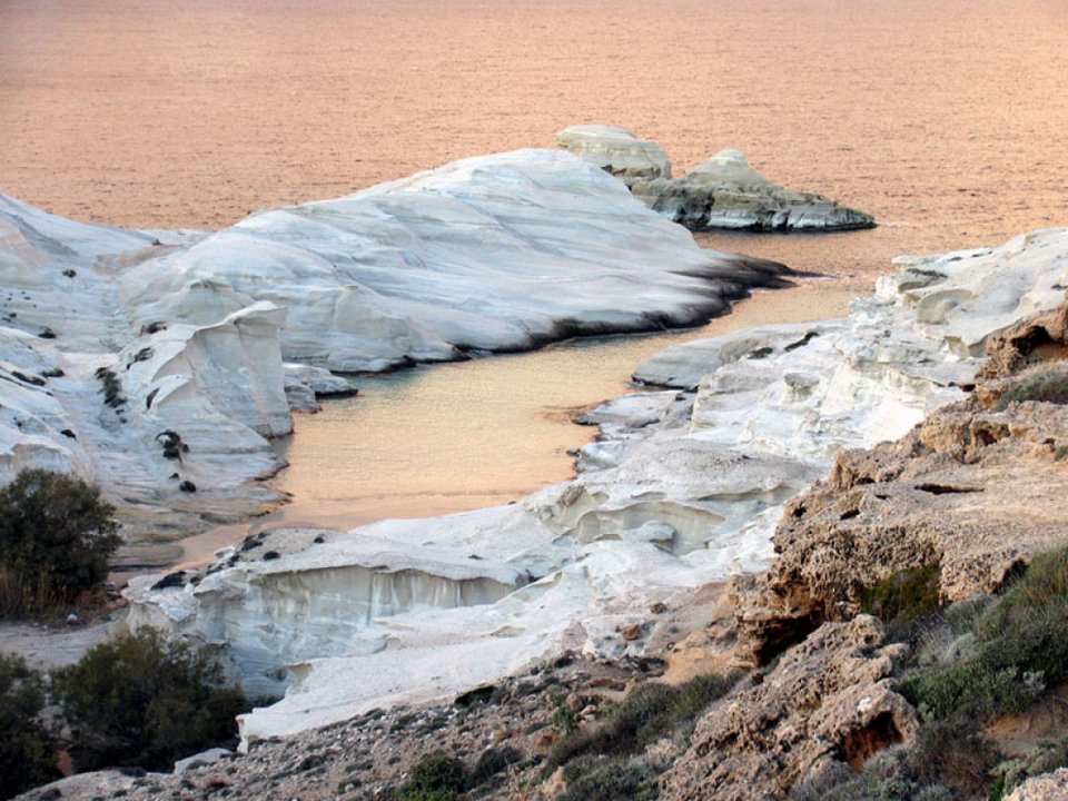 SOS από το μαγικό Σαρακήνικο της Μήλου [εικόνες] | iefimerida.gr 5
