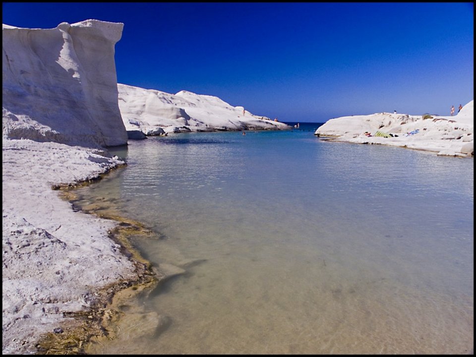 SOS από το μαγικό Σαρακήνικο της Μήλου [εικόνες] | iefimerida.gr 7