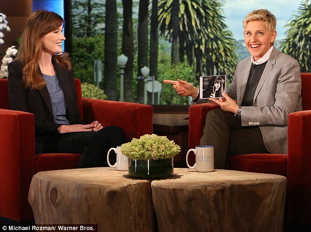 Ο Σαρκοζί κάνει τζόκινγκ στο Μπέβερλι Χιλς και τρελαίνει τους τουρίστες [βίντεο] | iefimerida.gr 3