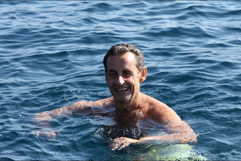 Ο Νικολά Σαρκοζί όπως δεν τον έχετε ξαναδεί -Μακριά από τα σκάνδαλα, η καλή ζωή [εικόνες] | iefimerida.gr 0