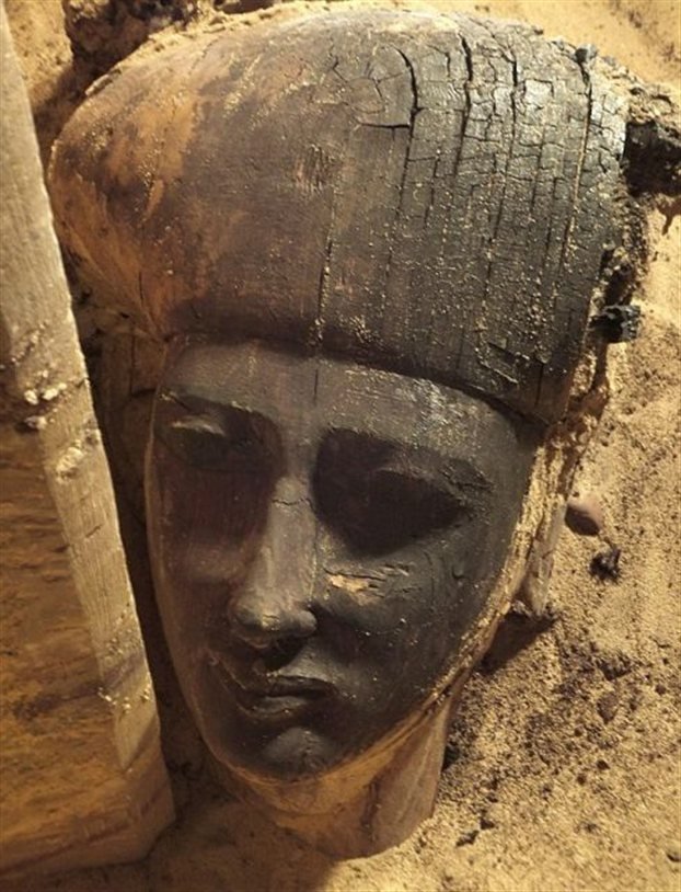 Ανακάλυψαν εντυπωσιακή σαρκοφάγο αξιωματούχου στην Αίγυπτο [εικόνες]  | iefimerida.gr 0