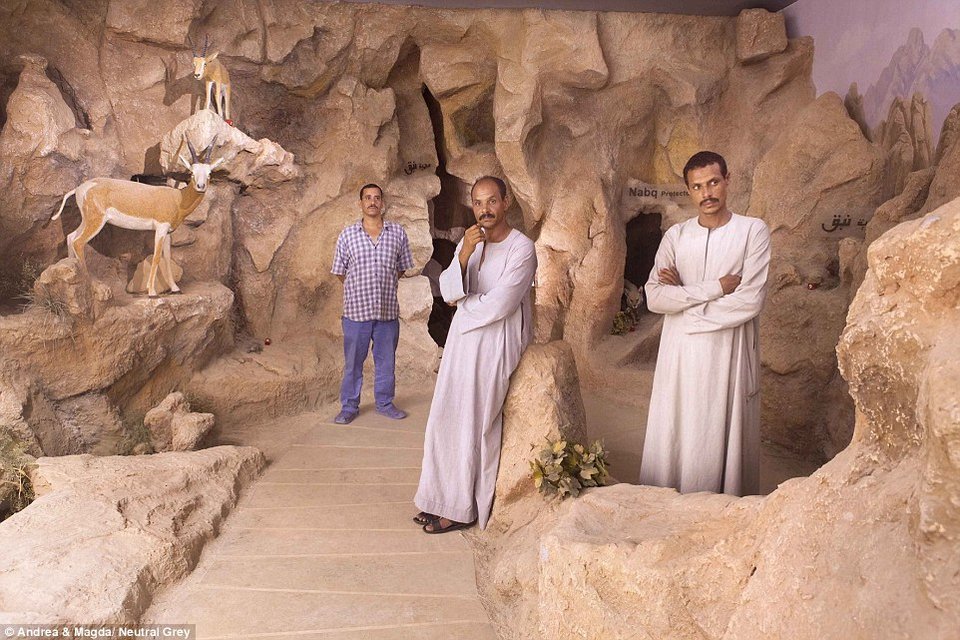 Περιοχή «φάντασμα» το Σαρμ Ελ Σέιχ: Μόνο καμήλες και λιγοστοί ντόπιοι κυκλοφορούν στους δρόμους [εικόνες] | iefimerida.gr 4