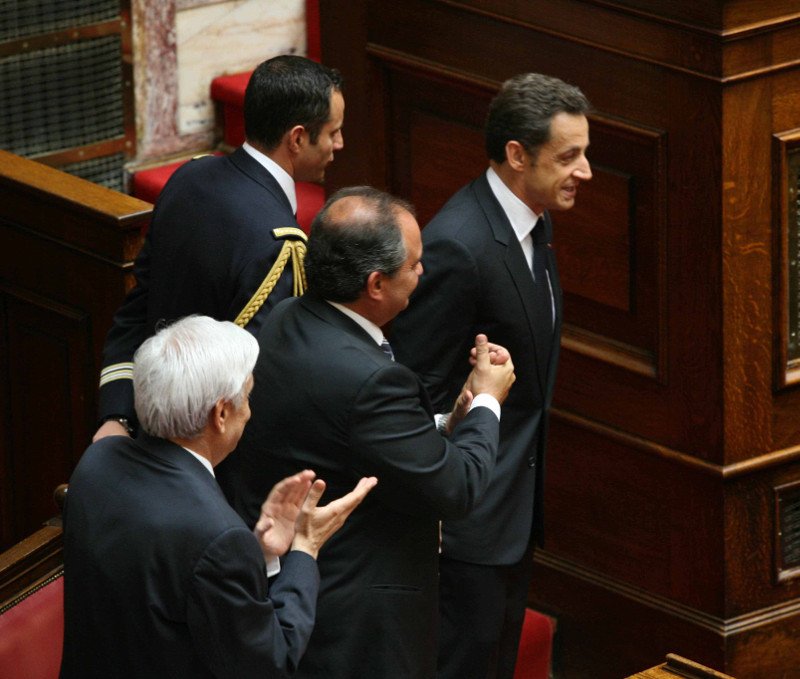 Ευρυδίκη Σ.: Αυτή είναι η ξανθιά πανύψηλη αστυνομικός που θα γίνει η σκιά του Ολάντ στην Αθήνα [εικόνες] | iefimerida.gr 2