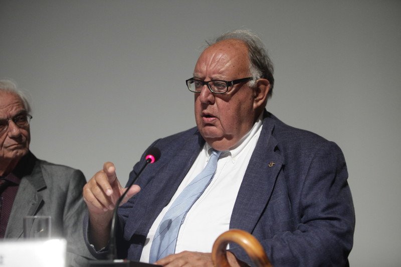 Ο Χρήστος Σαρτζετάκης παρουσίασε την αυτοβιογραφία του [εικόνες] | iefimerida.gr 1