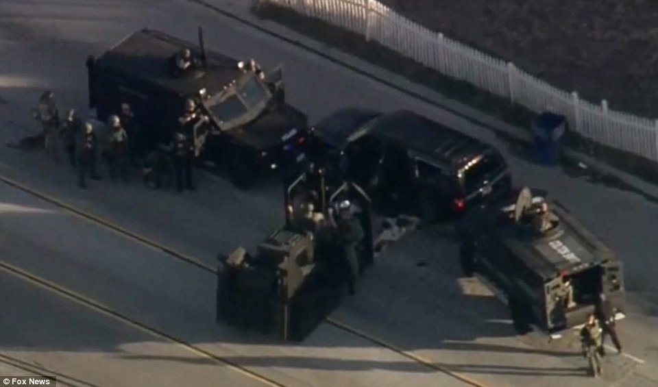 Το ζευγάρι των μακελάρηδων της Καλιφόρνια είχε αφήσει στο σπίτι το 6 μηνών μωρό του [εικόνες] | iefimerida.gr 3