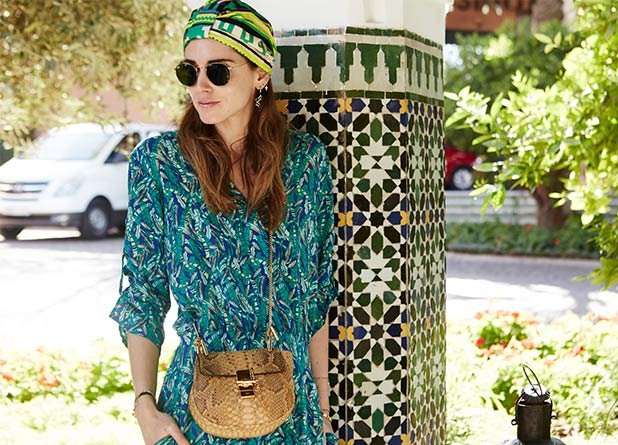 Ετσι φοριέται το μεταξωτό μαντίλι -8 σικάτοι τρόποι [εικόνες] | iefimerida.gr 4