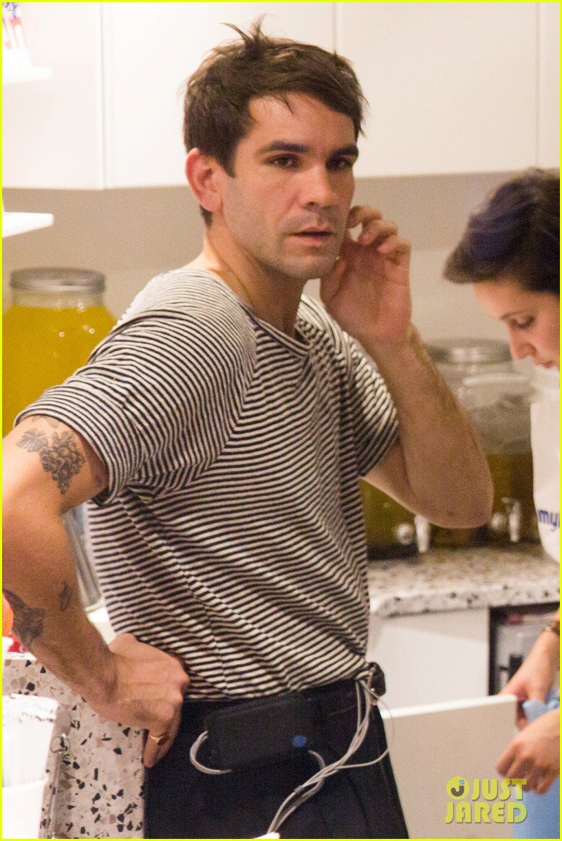 Αδιαχώρητο στο Παρίσι για το μαγαζί με ποπ κορν της Σκάρλετ Γιόχανσον [εικόνες] | iefimerida.gr 7