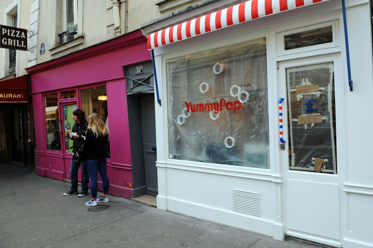 Αδιαχώρητο στο Παρίσι για το μαγαζί με ποπ κορν της Σκάρλετ Γιόχανσον [εικόνες] | iefimerida.gr 9