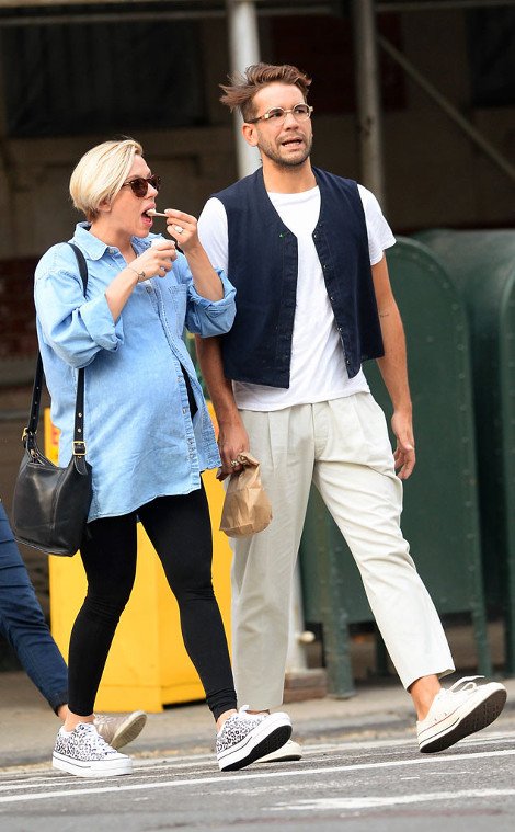 Ο ορισμός της σικ εγκύου -Η Σκάρλετ Γιόχανσον λίγο πριν γεννήσει εντυπωσιάζει με τις στιλιστικές της επιλογές [εικόνες] | iefimerida.gr 0