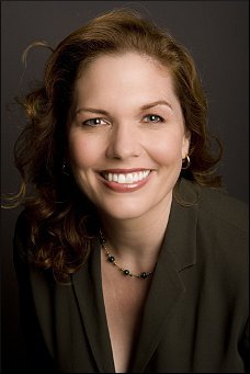 Κριστίνα Σέικ, η πραγματικά ισχυρή γυναίκα των ΗΠΑ - Φτιάχνει το προφίλ της Μισέλ Ομπάμα και της Χίλαρι Κλίντον [εικόνες] | iefimerida.gr 0