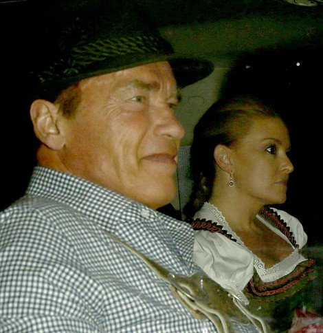 Η Κέιτ Χάντσον «ντύθηκε» άγριο θηλυκό -Τα μασκαρέματα των διάσημων στο πάρτι της [εικόνες] | iefimerida.gr 6