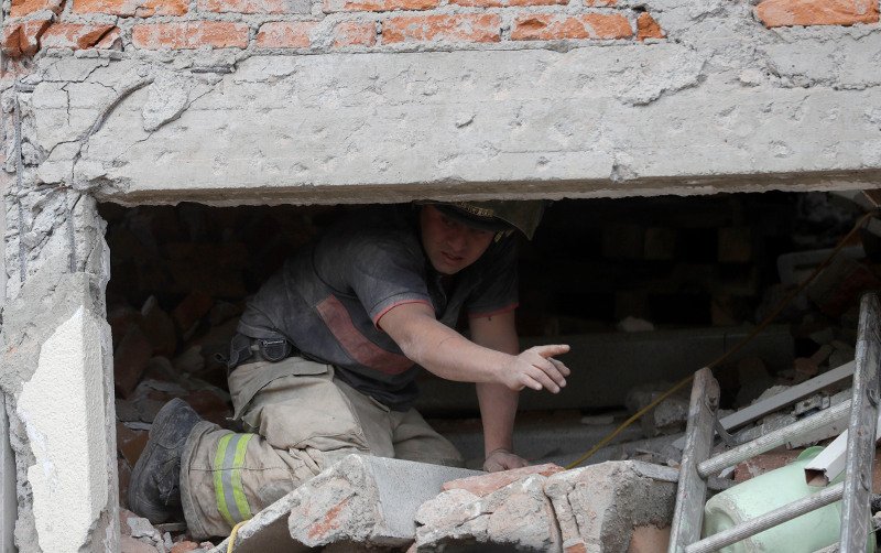 «Φρίντα Σοφία»: Η θαμμένη ζωντανή μαθήτρια στα ερείπια του σχολείου [εικόνες] | iefimerida.gr 0