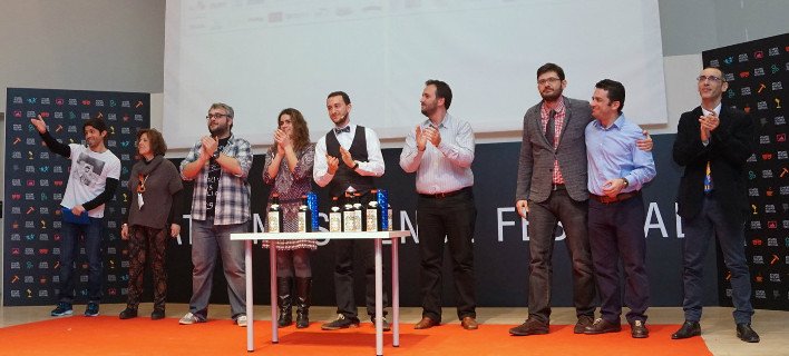 Η επιστήμη γίνεται ξεκαρδιστική κωμωδία! «Stand-up science» στον Ελληνικό Κόσμο [εικόνες] | iefimerida.gr 1