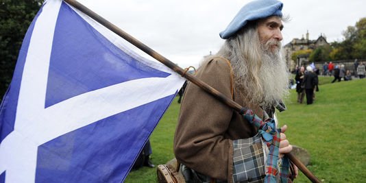Γιατί οι Σκωτσέζοι θέλουν να αποσχισθούν από την Αγγλία -Μια ντρίπλα στην Ιστορία [εικόνες] | iefimerida.gr 3