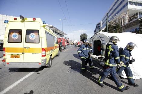 «Πετάχτηκαν» όλοι έξω από το κτίριο του ΣΔΟΕ: Ασκηση ετοιμότητας για ισοπεδωτικό τρομοκρατικό χτύπημα [εικόνες] | iefimerida.gr 5