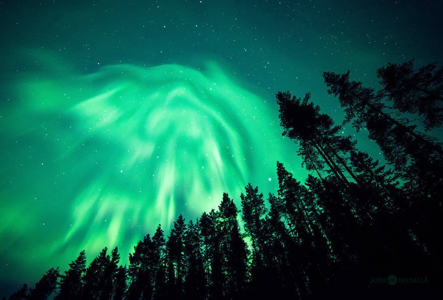 Βόρειο σέλας στη Φιλανδία: Ενα εντυπωσιακό «σόου» της φύσης [εικόνες]  | iefimerida.gr 2