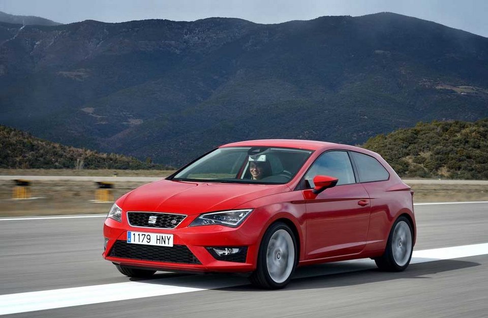 Seat Leon SC: Tρίθυρο, νεανικό και σε τιμή προσφορά από 12.640 ευρώ | iefimerida.gr 1