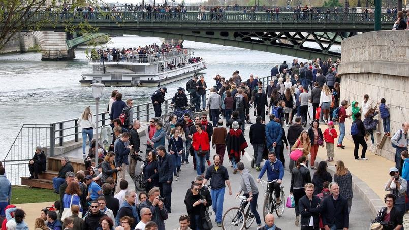 Εδιωξαν τα αυτοκίνητα από τις όχθες του Σηκουάνα -Υπέροχες βόλτες, χιλιάδες πεζοί [εικόνες] | iefimerida.gr 1