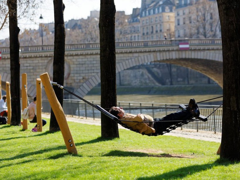 Εδιωξαν τα αυτοκίνητα από τις όχθες του Σηκουάνα -Υπέροχες βόλτες, χιλιάδες πεζοί [εικόνες] | iefimerida.gr 9
