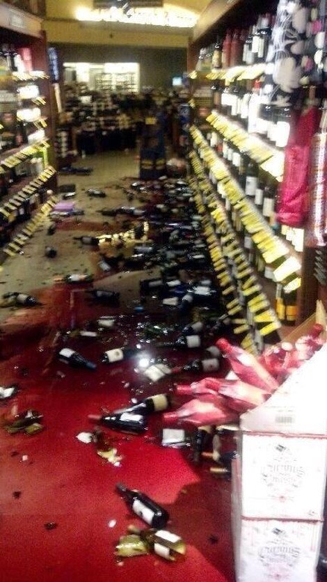 Ισχυρή σεισμική δόνηση μεγέθους 6 Ρίχτερ στην Καλιφόρνια: Δεκάδες τραυματίες -Μεγάλες υλικές ζημιές [εικόνες] | iefimerida.gr 4