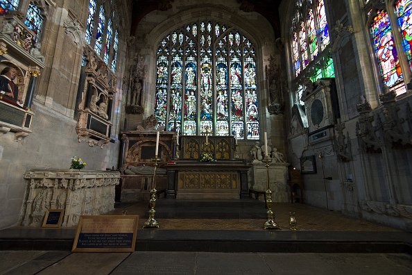 Αποκάλυψη: «Ακέφαλος» ο Ουίλιαμ Σαίξπηρ -Δεν βρήκαν κρανίο στον τάφο του [εικόνες]  | iefimerida.gr 0