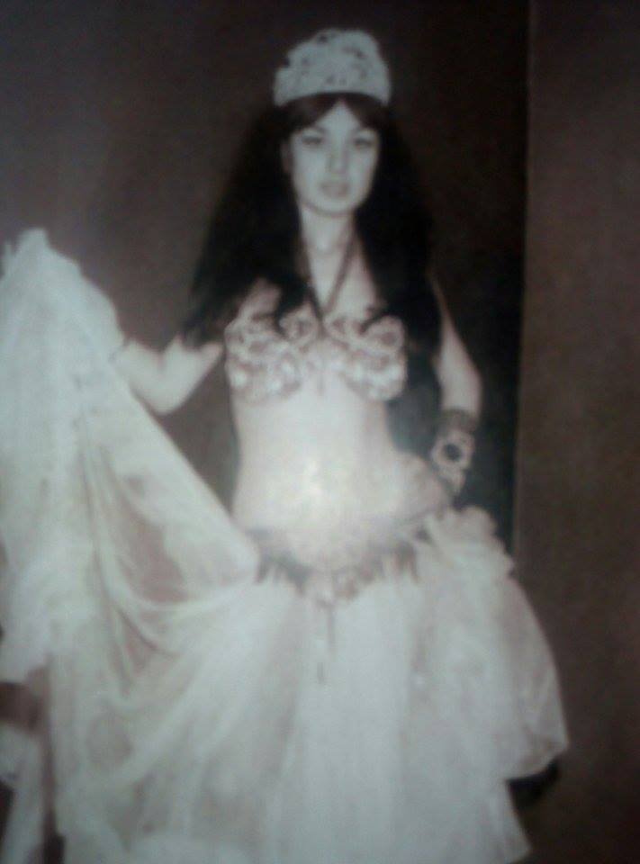 Sema Yildiz: Το αγοροκόριτσο του μαχαλά που έγινε βασίλισσα του οριεντάλ [εικόνες] | iefimerida.gr 4