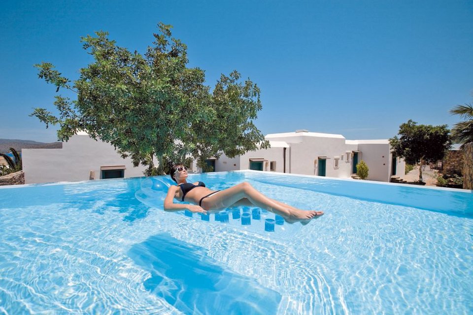 Ξενοδοχεία όπου απαγορεύονται τα παιδιά –Το καλύτερο είναι στην Ελούντα [εικόνες] | iefimerida.gr 9