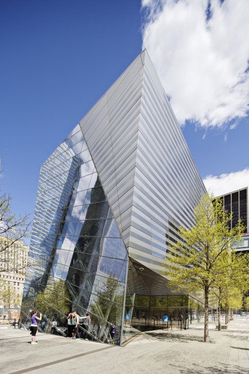 Το μουσείο με την πιο «μαύρη» ιστορία -Η φρίκη της 11ης Σεπτεμβρίου μπροστά στα μάτια του κόσμου [εικόνες] | iefimerida.gr 2