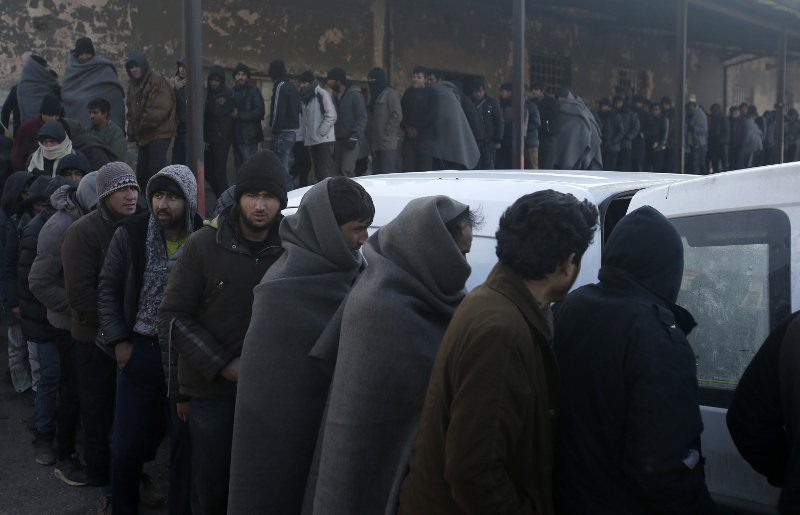 Σε κλοιό ψύχους η Ευρώπη -Πάνω από 20 νεκροί, χάος στις συγκοινωνίες | iefimerida.gr 8