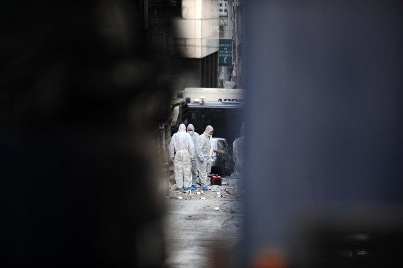 Εκρηξη βόμβας στο ΣΕΒ: Κρατήρας & μεγάλες καταστροφές | iefimerida.gr 5