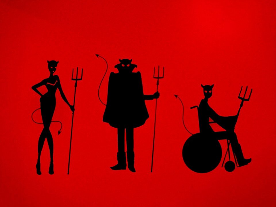 Το boutique hotel με θέμα τα επτά θανάσιμα αμαρτήματα: Τα βαλσαμωμένα πουλιά στο ταβάνι και οι διάβολοι στους τοίχους [εικόνες] | iefimerida.gr 15