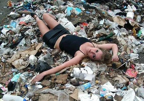 Γελάνε μαζί τους- Προσπάθησαν να αυτοφωτογραφηθούν σέξι, αλλά απέτυχαν οικτρά [εικόνες]  | iefimerida.gr 7