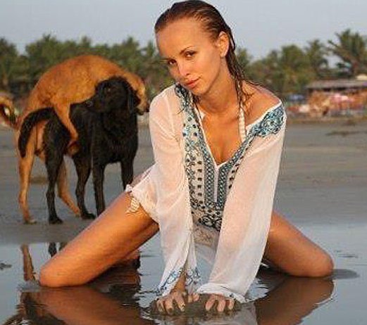 Γελάνε μαζί τους- Προσπάθησαν να αυτοφωτογραφηθούν σέξι, αλλά απέτυχαν οικτρά [εικόνες]  | iefimerida.gr 12