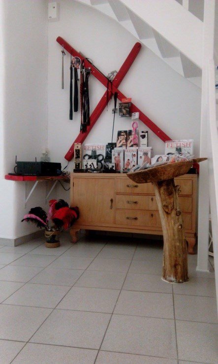 Ανοιξε το πρώτο sex shop στη Μύκονο [εικόνες] | iefimerida.gr 2