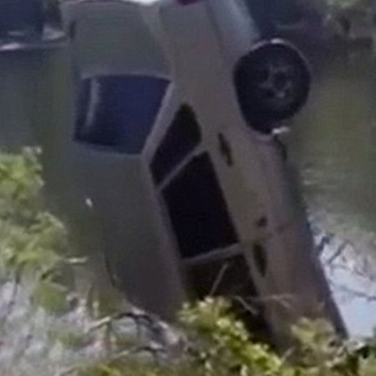 Πήγαν να κάνουν σεξ σε ποτάμι και εκείνη πνίγηκε [εικόνες] | iefimerida.gr 1