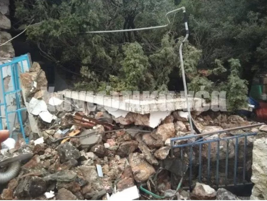 Το σπίτι σχεδόν διαλύθηκε