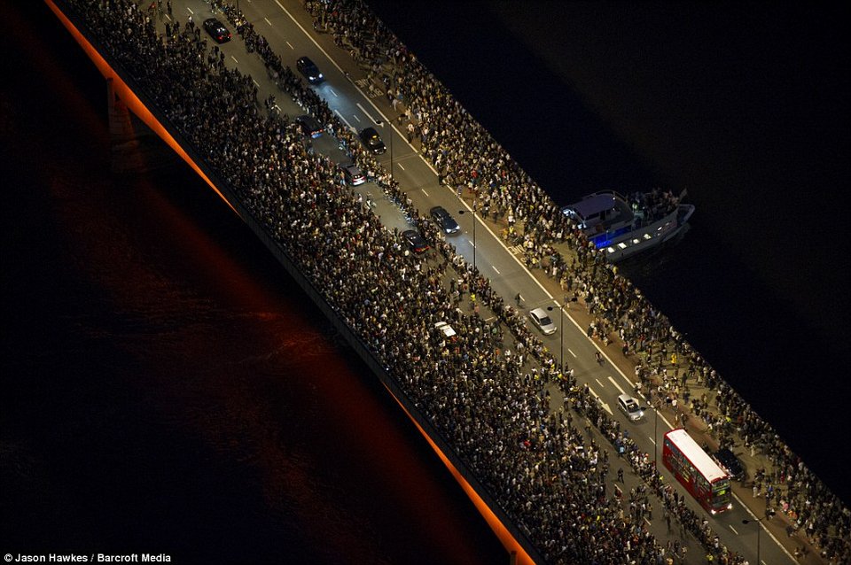 Εγκαινιάσθηκε το Σαρντ, το νέο σύμβολο του Λονδίνου που διχάζει [εικόνες] | iefimerida.gr 4