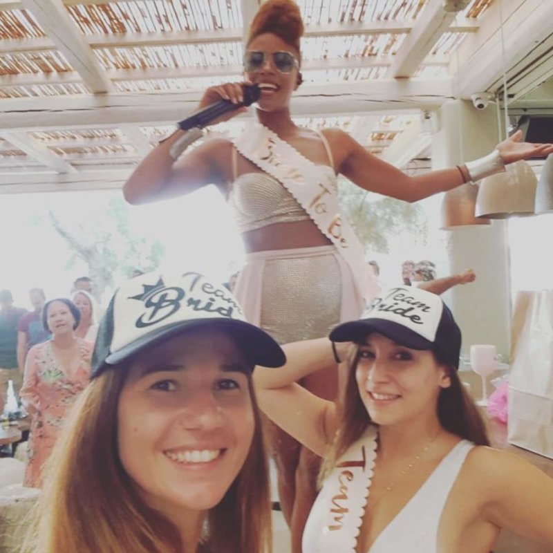 Η Shaya έκανε bachelorette στη Μύκονο -Εκπληξη από τις φίλες της [εικόνες & βίντεο] | iefimerida.gr 0