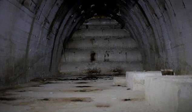 Ο λαβύρινθος με τις υπόγειες μυστικές σήραγγες -Το άγνωστο καταφύγιο όπου ο Χίτλερ έφτιαχνε πυρηνικά όπλα [εικόνες] | iefimerida.gr 3