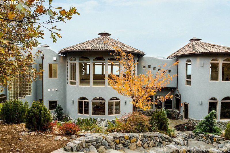 Σπίτι βγαλμένο από ιστορίες φαντασίας – Πωλείται έναντι 7,6 εκατομμυρίων δολαρίων [εικόνες]  | iefimerida.gr 17